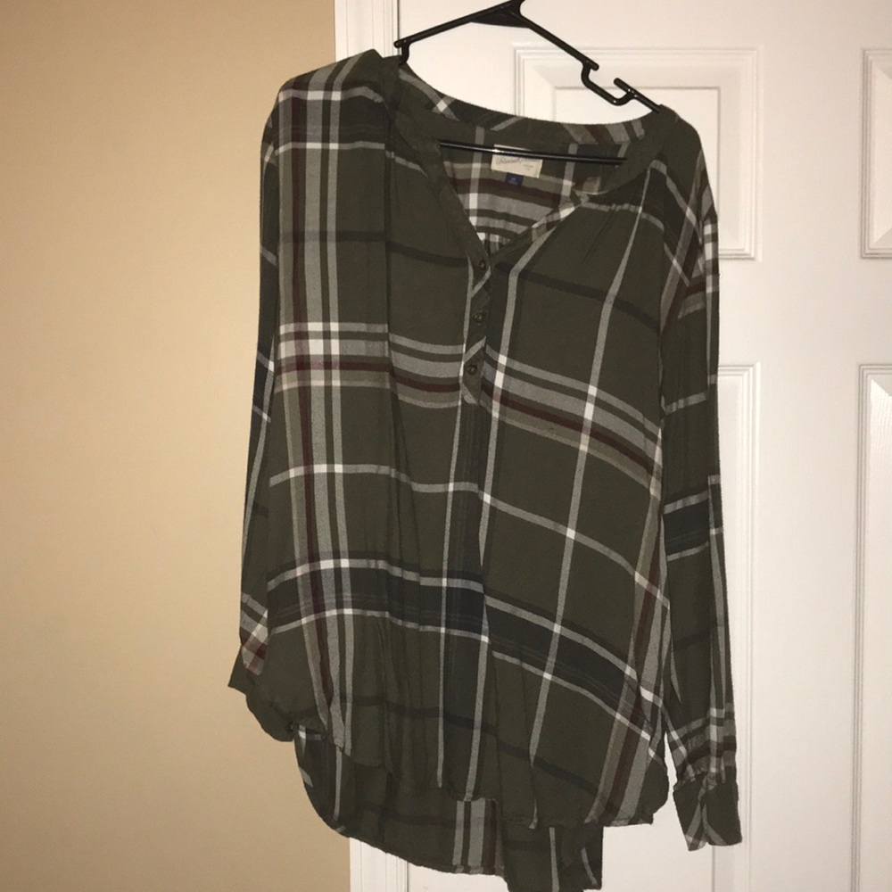 Universal Thread Top